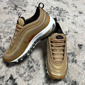 Nike Airmax 97  “Metallic Gold” Size 4.5Y